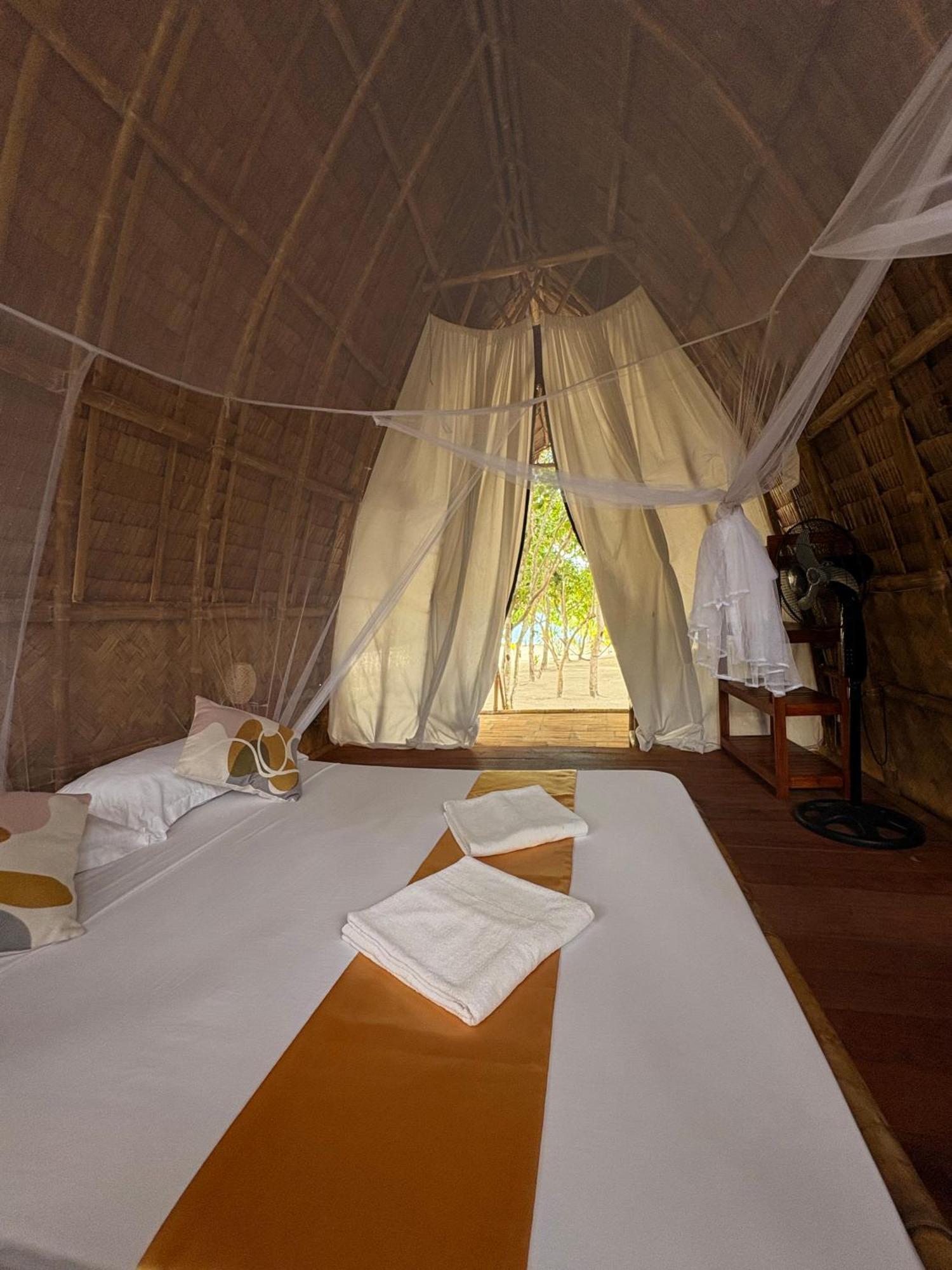 Dosplaya Ecocamp Hotel Ел Нидо Екстериор снимка