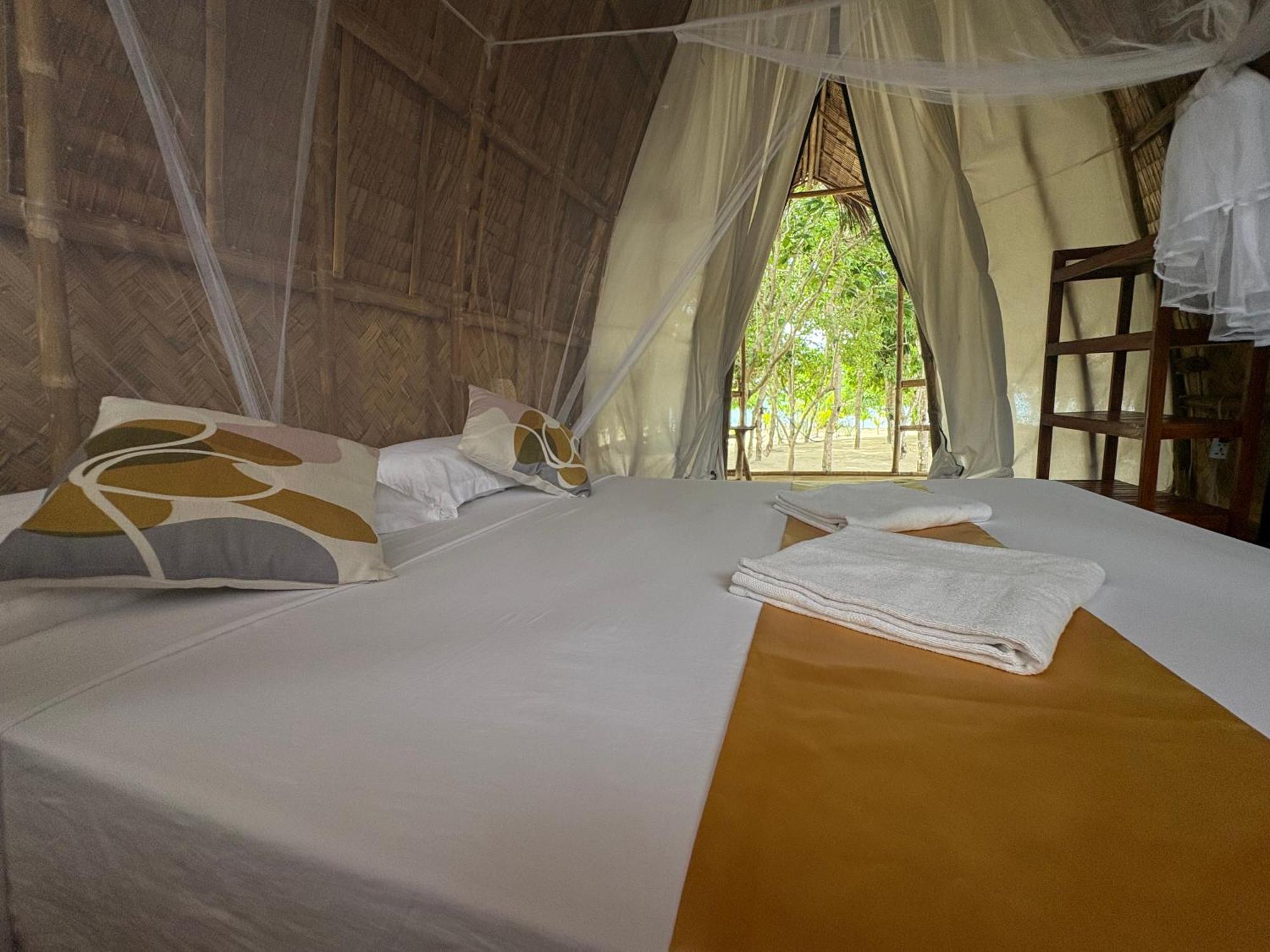 Dosplaya Ecocamp Hotel Ел Нидо Екстериор снимка